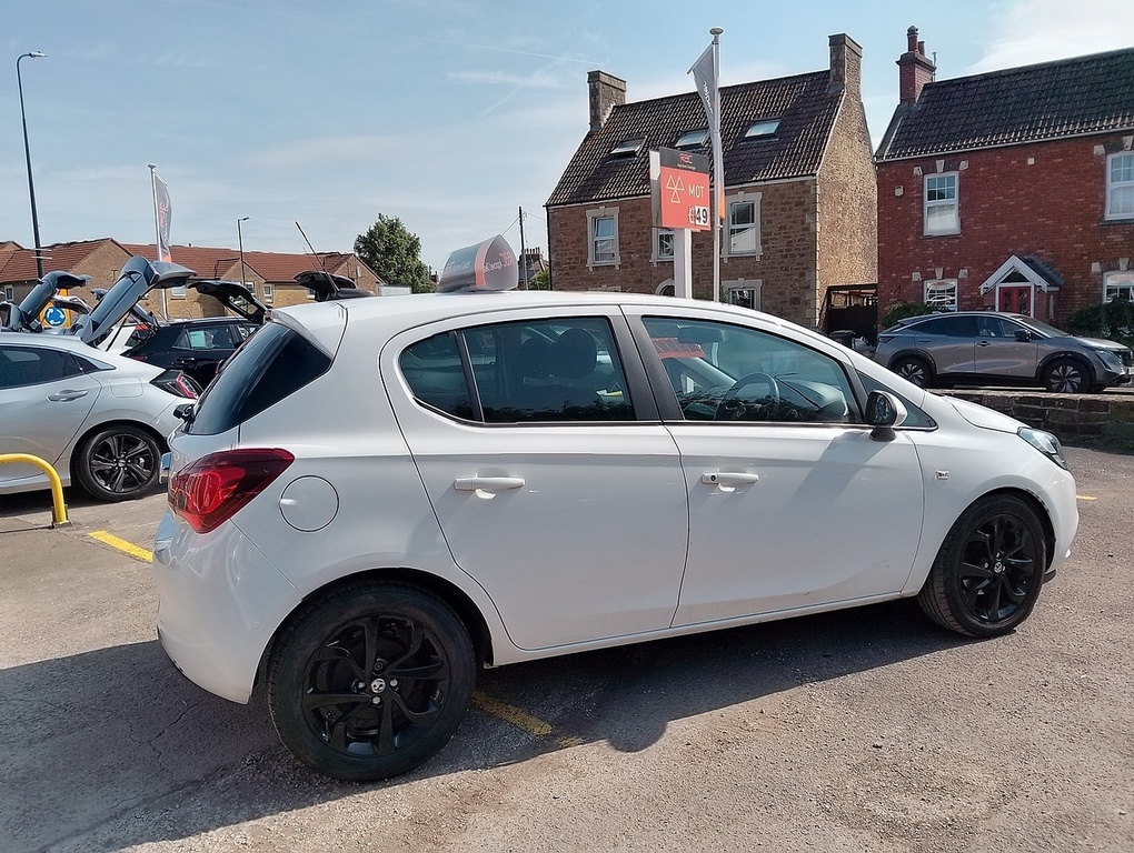 Vauxhall Corsa I Ecotec Griffin WV69YNP White #5