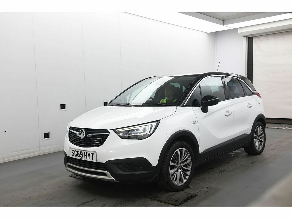 Vauxhall Crossland X Griffin White