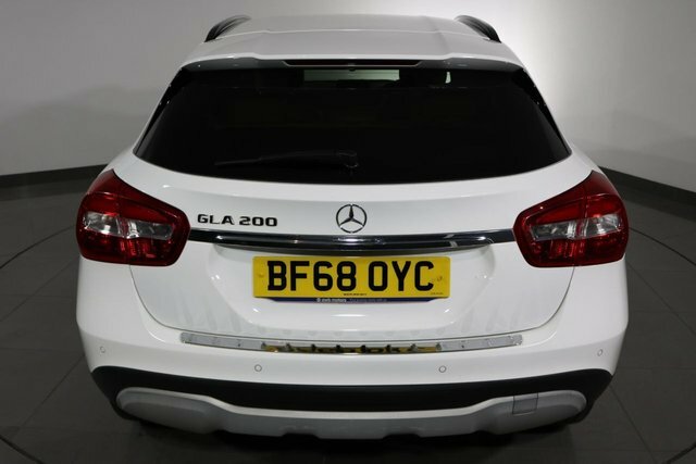 Mercedes-Benz GLA Class 1.3 Gla200 Amg Line Premium 7G-dct Euro 6 Ss Red #28
