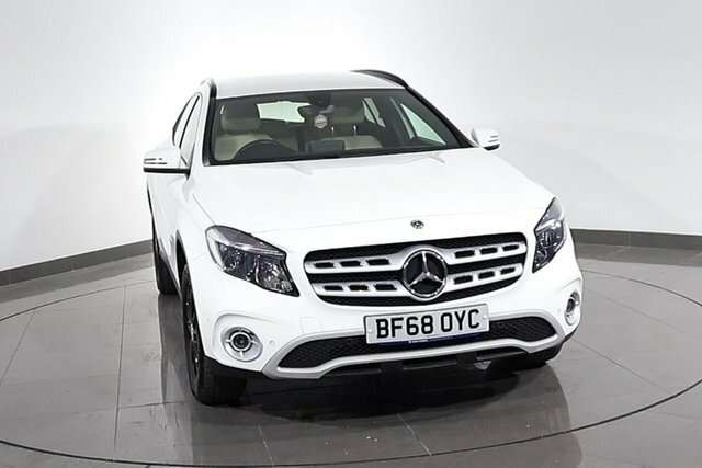 Mercedes-Benz GLA Class 1.3 Gla200 Amg Line Premium 7G-dct Euro 6 Ss Red #13
