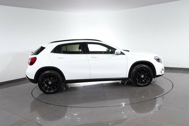 Mercedes-Benz GLA Class 1.3 Gla200 Amg Line Premium 7G-dct Euro 6 Ss Red #14