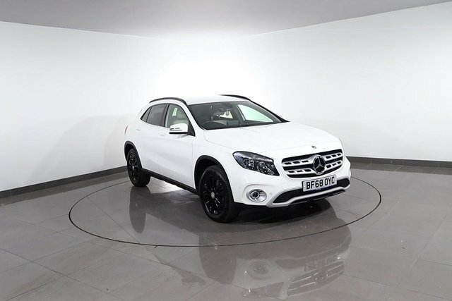 Mercedes-Benz GLA Class 1.3 Gla200 Amg Line Premium 7G-dct Euro 6 Ss Red #95