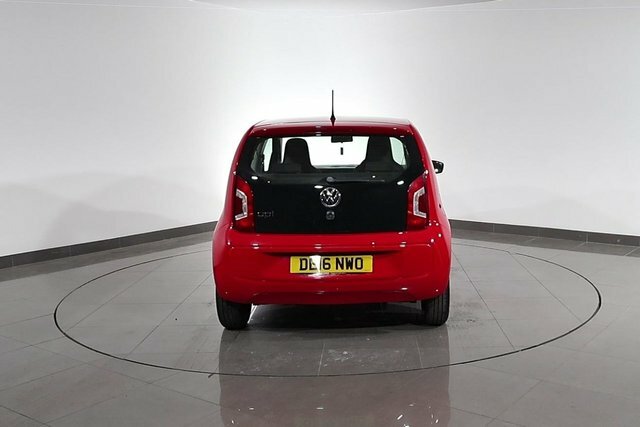 Volkswagen Up 1.0 Street Up 74 Bhp White #57