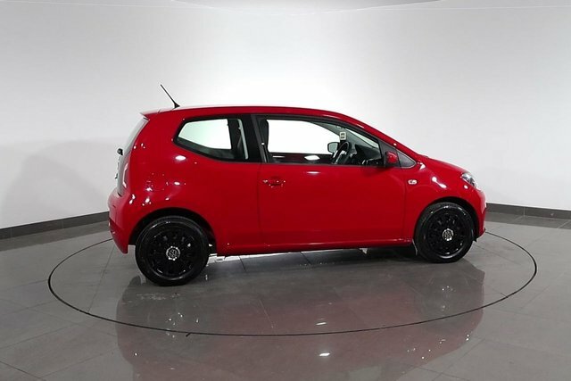 Volkswagen Up 1.0 Street Up 74 Bhp White #72