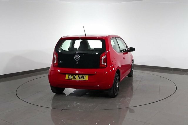 Volkswagen Up 1.0 Street Up 74 Bhp White #60
