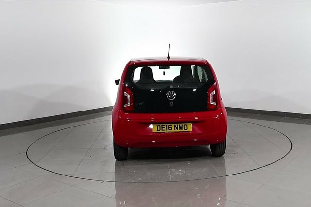 Volkswagen Up 1.0 Street Up 74 Bhp White #56