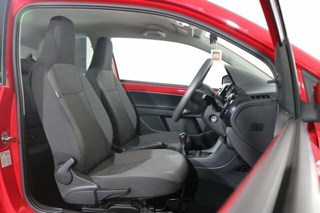 Volkswagen Up 1.0 Street Up 74 Bhp White #18