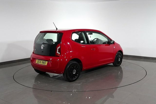 Volkswagen Up 1.0 Street Up 74 Bhp White #65