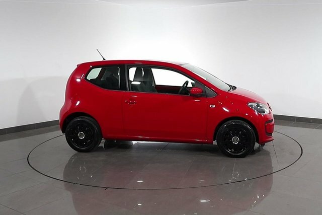 Volkswagen Up 1.0 Street Up 74 Bhp White #77