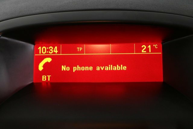 Vauxhall Astra 1.6 16V Limited Edition Hatchback Manua White #4