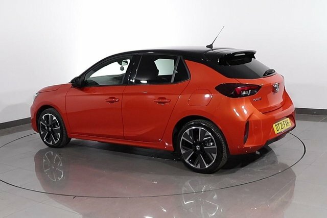 Vauxhall Corsa-e 50Kwh Sri Nav Premium Hatchback Elect DT21FXH Orange #2