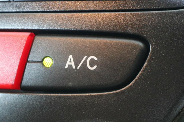 Peugeot 107 1.0 12V Active Hatchback Euro 5 Black #4