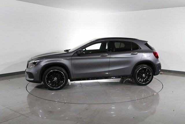 Mercedes-Benz GLA Class Blue #9