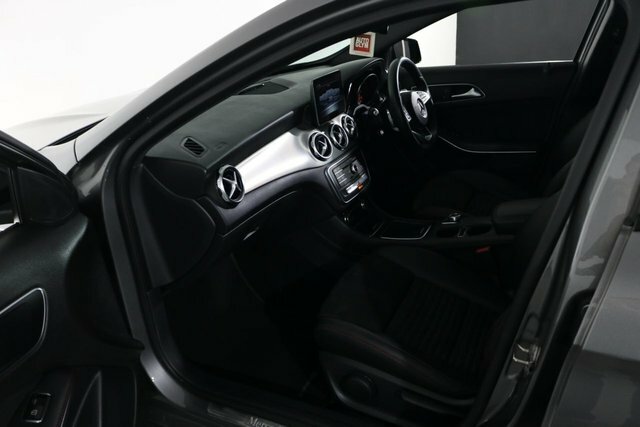 Mercedes-Benz GLA Class Blue #32