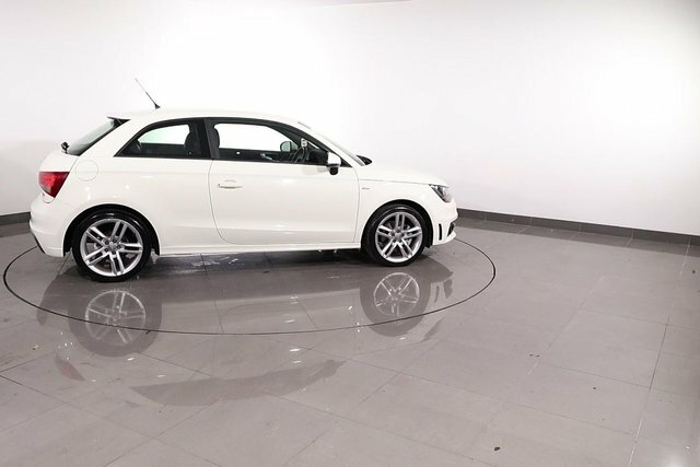 Audi A1 1.6 Tdi Sport Euro 5 Ss White #81