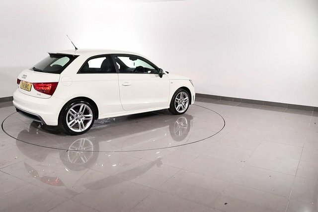 Audi A1 1.6 Tdi Sport Euro 5 Ss White #76
