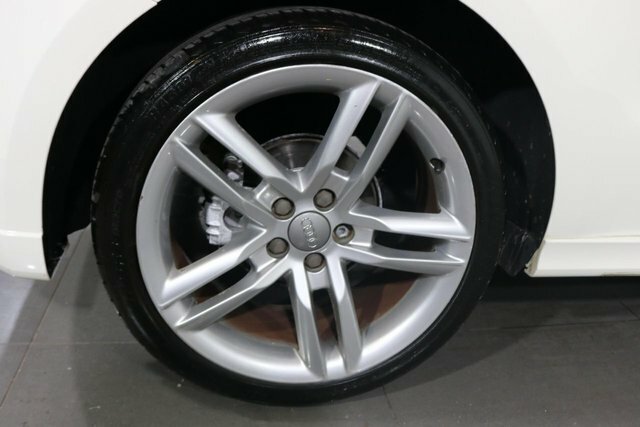 Audi A1 1.6 Tdi Sport Euro 5 Ss White #13