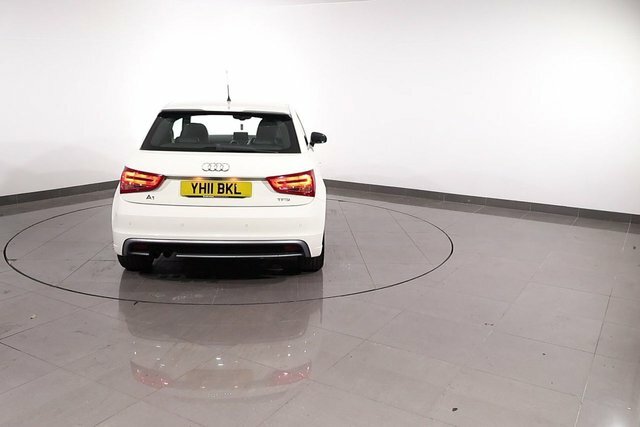 Audi A1 1.6 Tdi Sport Euro 5 Ss White #66