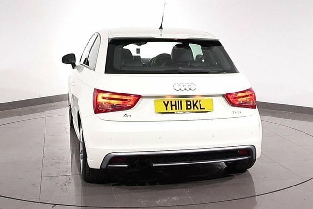 Audi A1 1.6 Tdi Sport Euro 5 Ss White #10
