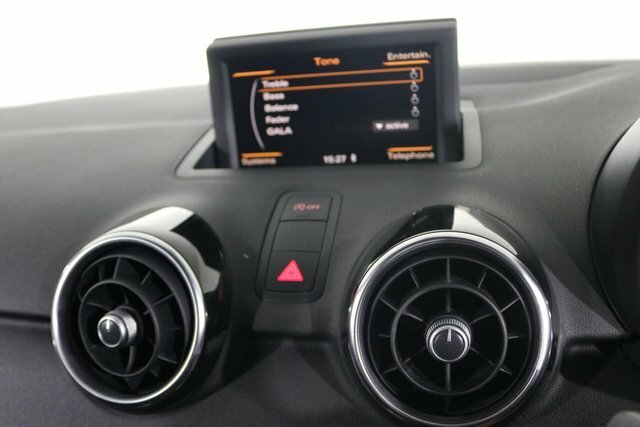 Audi A1 1.6 Tdi Sport Euro 5 Ss White #28