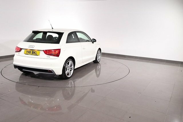 Audi A1 1.6 Tdi Sport Euro 5 Ss White #71