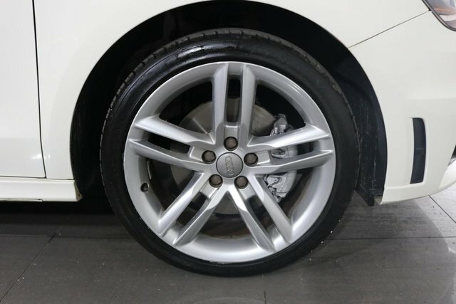 Audi A1 1.6 Tdi Sport Euro 5 Ss White #14