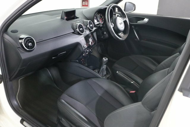 Audi A1 1.6 Tdi Sport Euro 5 Ss White #24