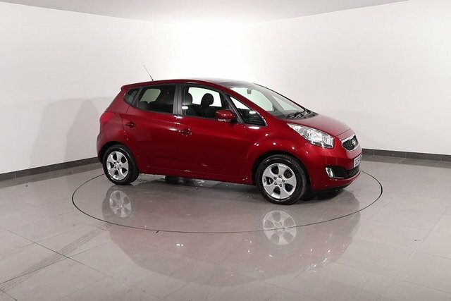 Kia Venga 1.6 4 White #91