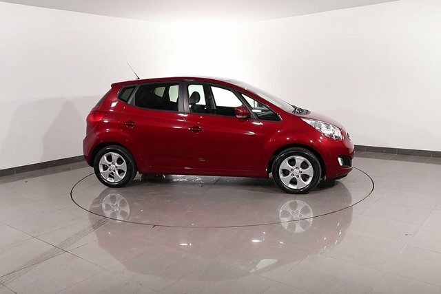 Kia Venga 1.6 4 White #88