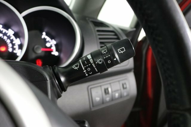 Kia Venga 1.6 4 White #45