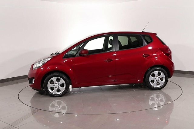 Kia Venga 1.6 4 White #12