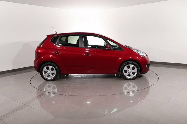 Kia Venga 1.6 4 White #86