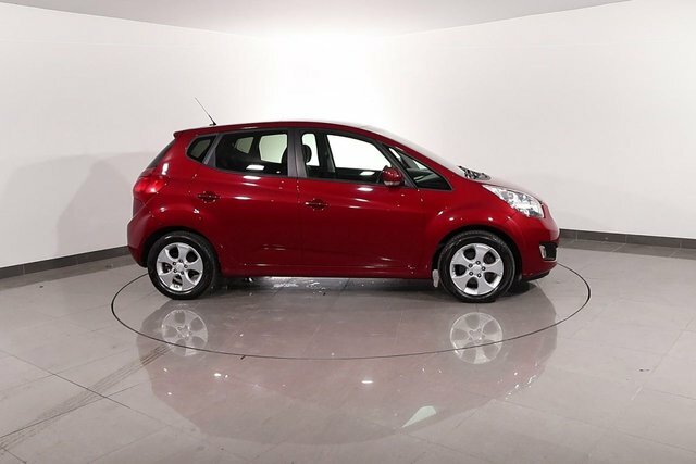 Kia Venga 1.6 4 White #87