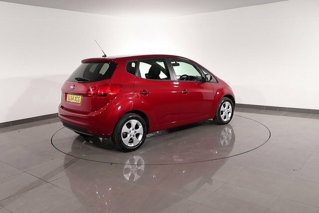 Kia Venga 1.6 4 White #77