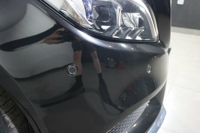 Mercedes-Benz CLS D Amg Line Silver #16