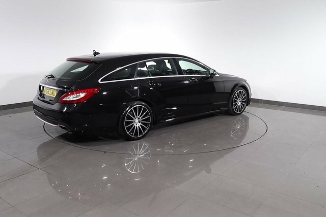 Mercedes-Benz CLS D Amg Line Silver #82