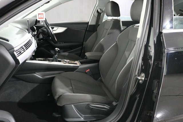 Audi A4 Avant 1.4 Tfsi S-line S-tronic Black #34