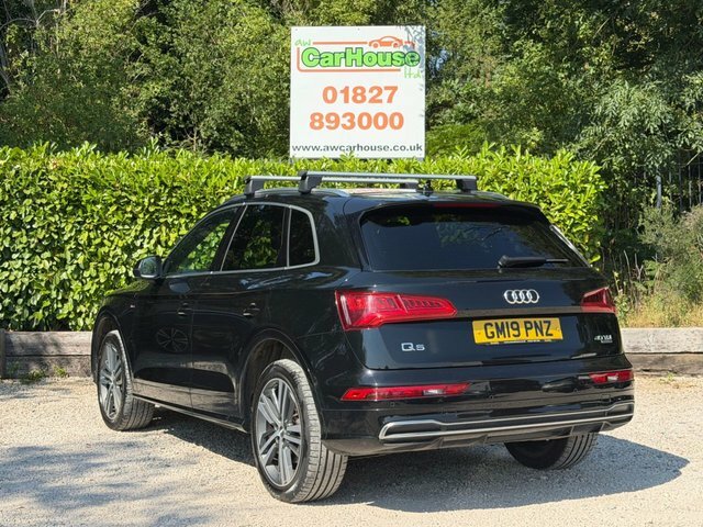 Audi Q5 2.0 Tdi 40 S GM19PNZ Black #3