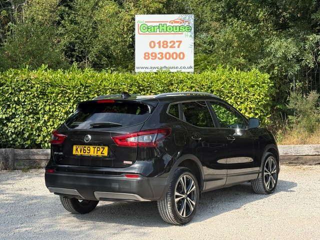 Nissan Qashqai 1.3 Dig-t N-connecta Suv KV69TPZ Black #3