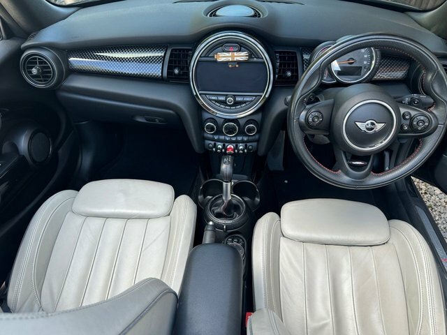 Mini Convertible 2.0 Cooper S Convertible Black #3