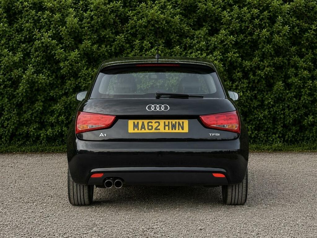 Audi A1 1.4 Tfsi Sport Black #4
