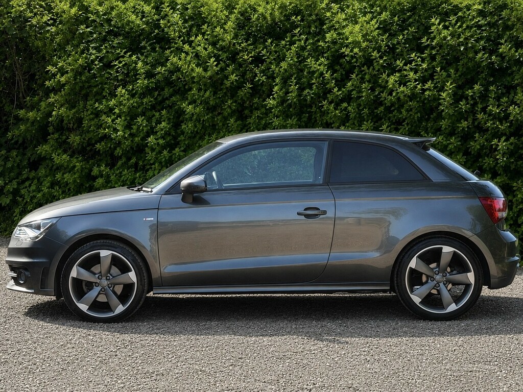 Audi A1 1.4 Tfsi Black Edition Grey #2