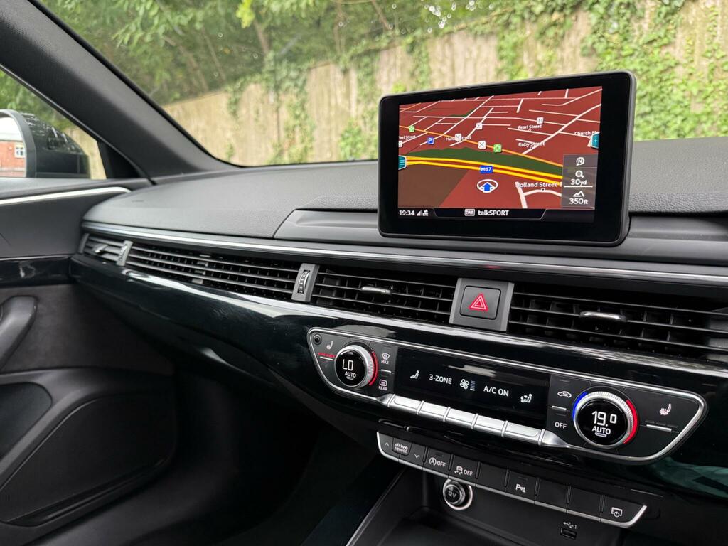 Audi A4 35 Tdi Sport S Tronic White #9