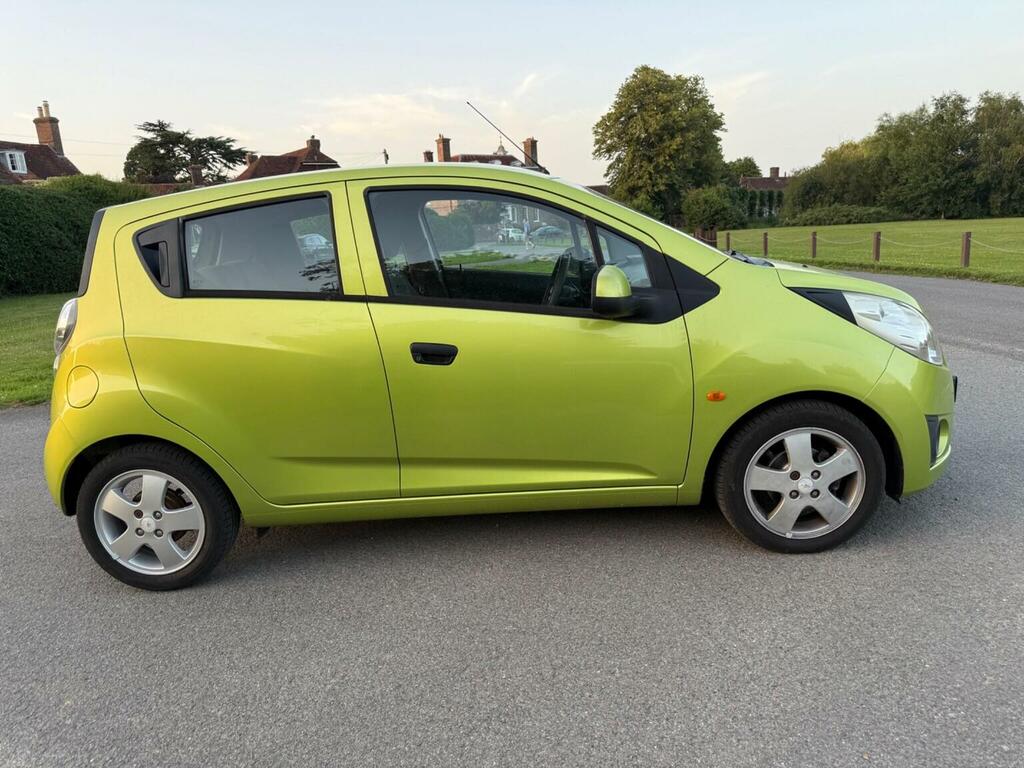 Chevrolet Spark Hatchback 1.0I Euro 5 201111 Green #4