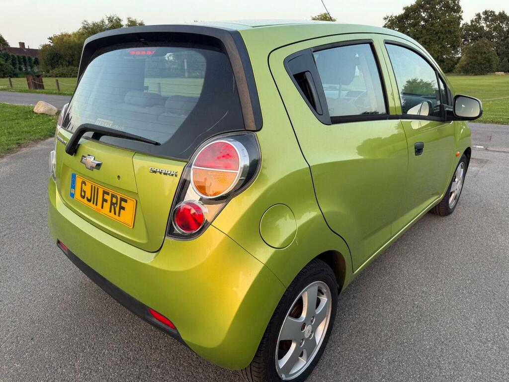 Chevrolet Spark Hatchback 1.0I Euro 5 201111 Green #5