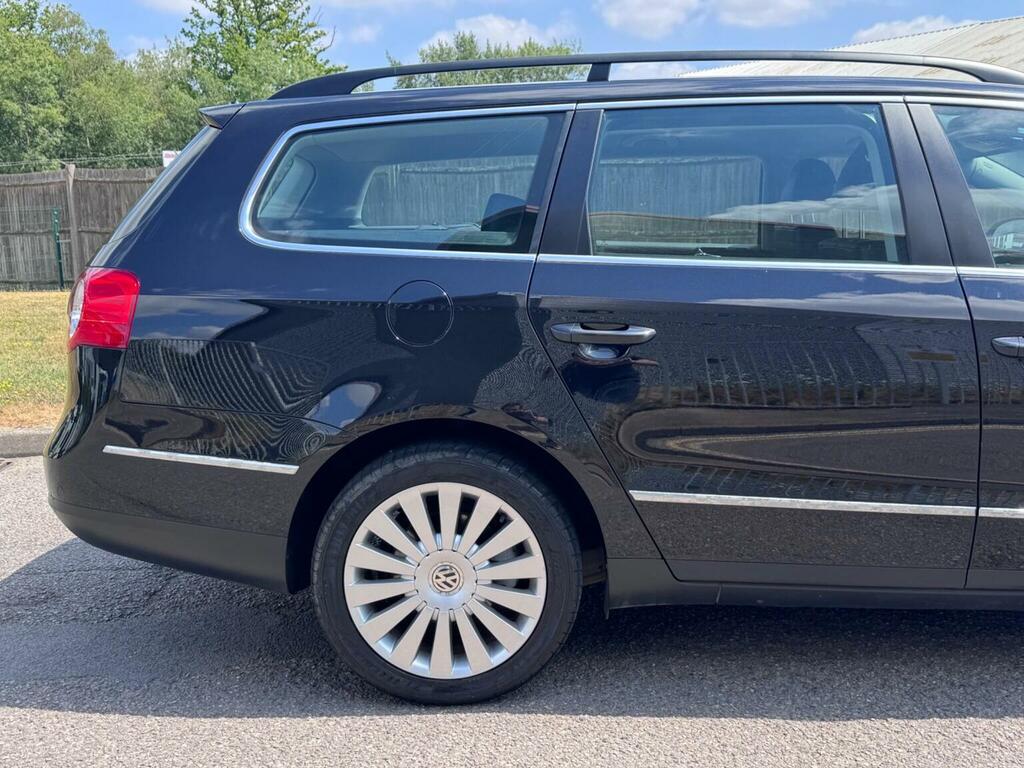 Volkswagen Passat Blue #11