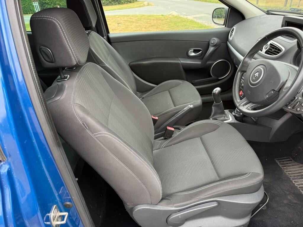 Renault Clio 1.2 Tce Dynamique Tomtom Hatchback Manu Blue #13