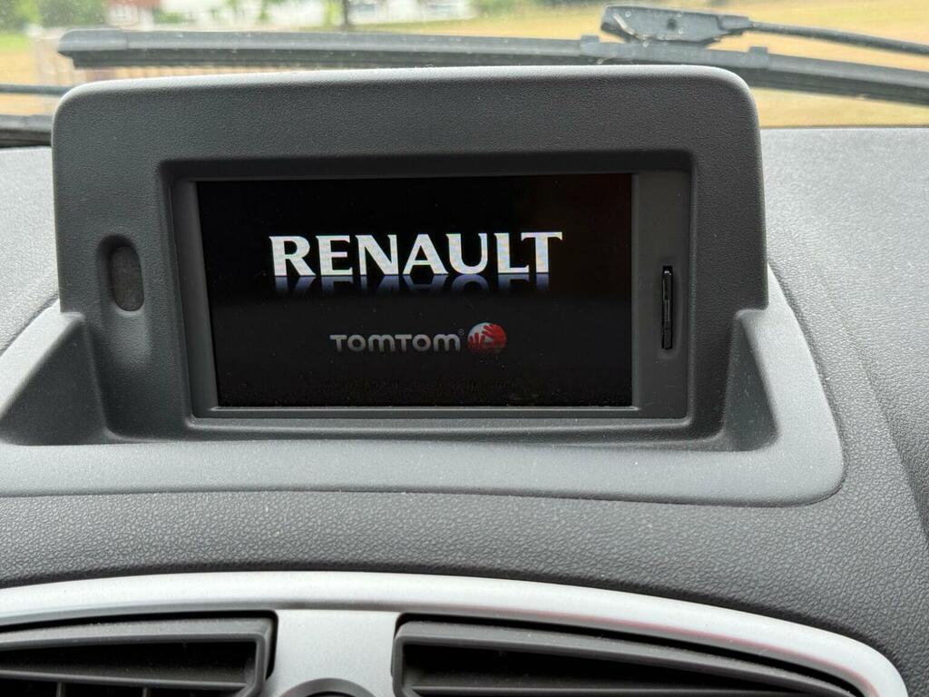Renault Clio 1.2 Tce Dynamique Tomtom Hatchback Manu Blue #22