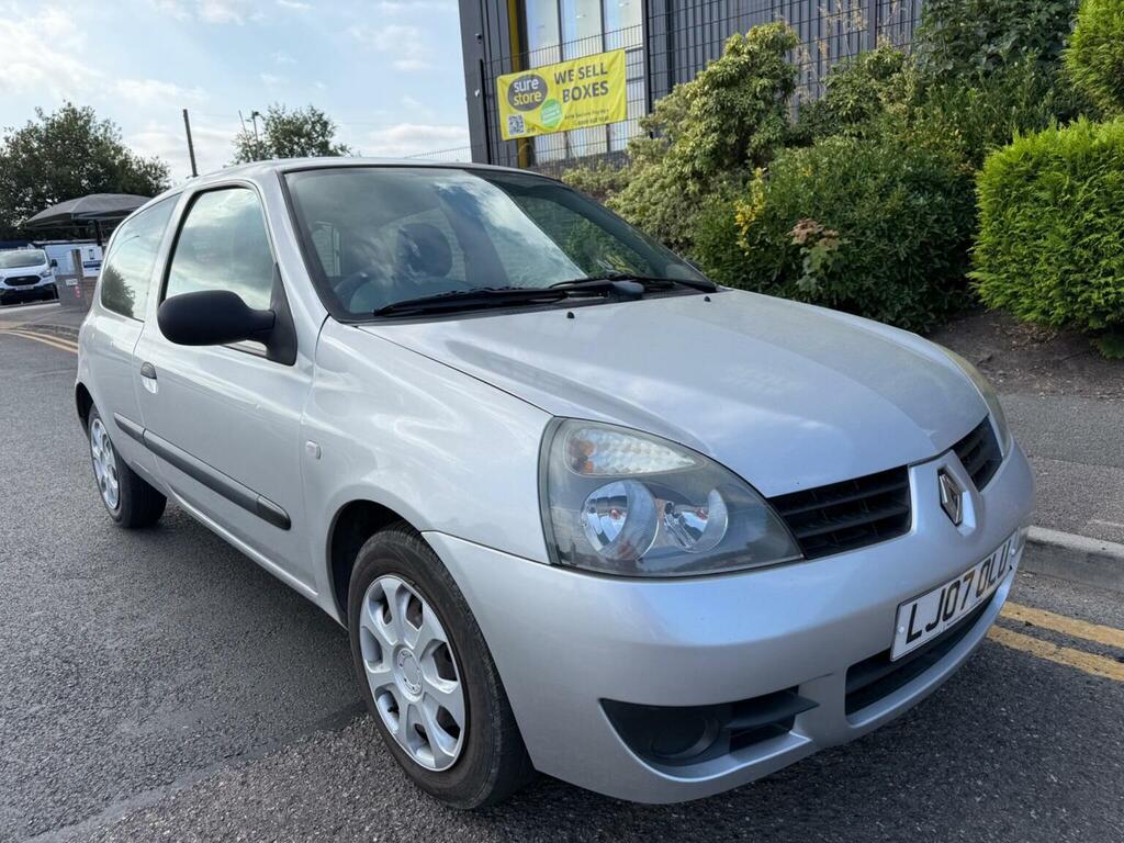 Renault Clio 1.2 Campus Silver