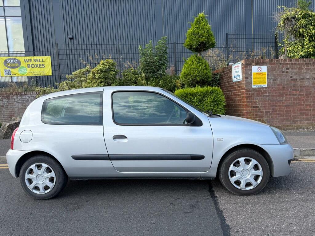 Renault Clio 1.2 Campus Silver #5